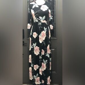 NWT- Pinkblush Maternity Floral Maxi Dress - Black and Pink